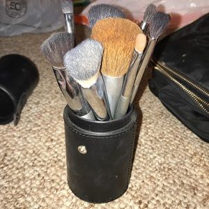 8 Muse Brushes, 1 Mary Kay Brush, brush cleansers